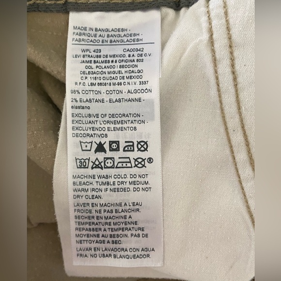 Signature by Levi Strauss & Co. Cargo Shorts, Mens Size 44, Tan, Pockets - Picture 5 of 7